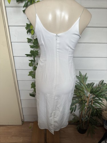 Maurie And Eve White V Neck Bodycon Dress Padded Bust Size 8 - Picture 2 of 9