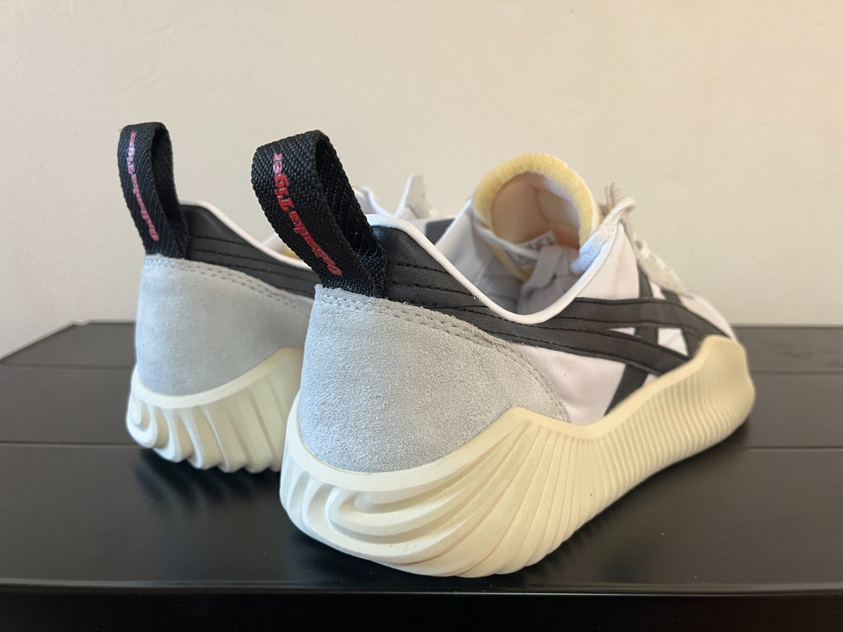 Onitsuka Tiger ACROMOUNT ( WHITE/BLACK ) 1183B257.101 [UNISEX