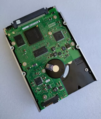 Seagate Cheetah 10K.7 ST3300007LC 300GB 10K SCA SCSI HDD Hard Drive - Picture 3 of 3