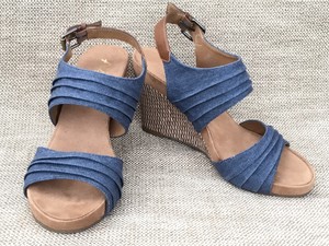 aerosoles blue sandals