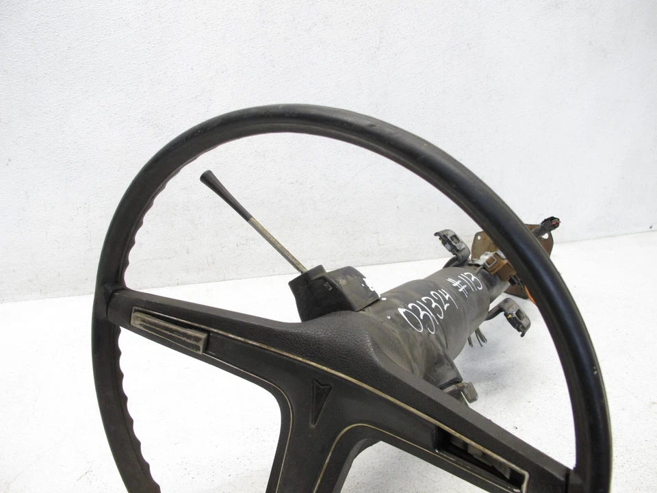 Volante y columna originales Pontiac Grand Prix 1971-1972 OEM #113 Foto 4 de 4