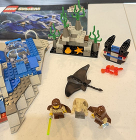 Vintage LEGO Star Wars: Gungan Sub 7161 from 1999 w/manual