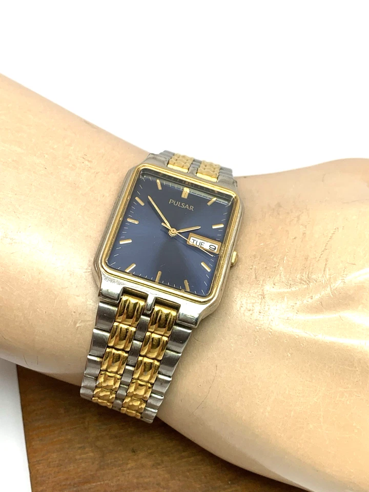 Reloj Pulsar By Seiko V733-5000 Cuarzo Tanque Vintage Esfera Azul Dos Tonos Acero Foto 4 de 4