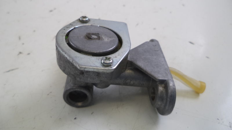 1998-99 Kawasaki ZX900C ZX9 ZX9R Ninja/98 Petcock Fuel Tap | eBay