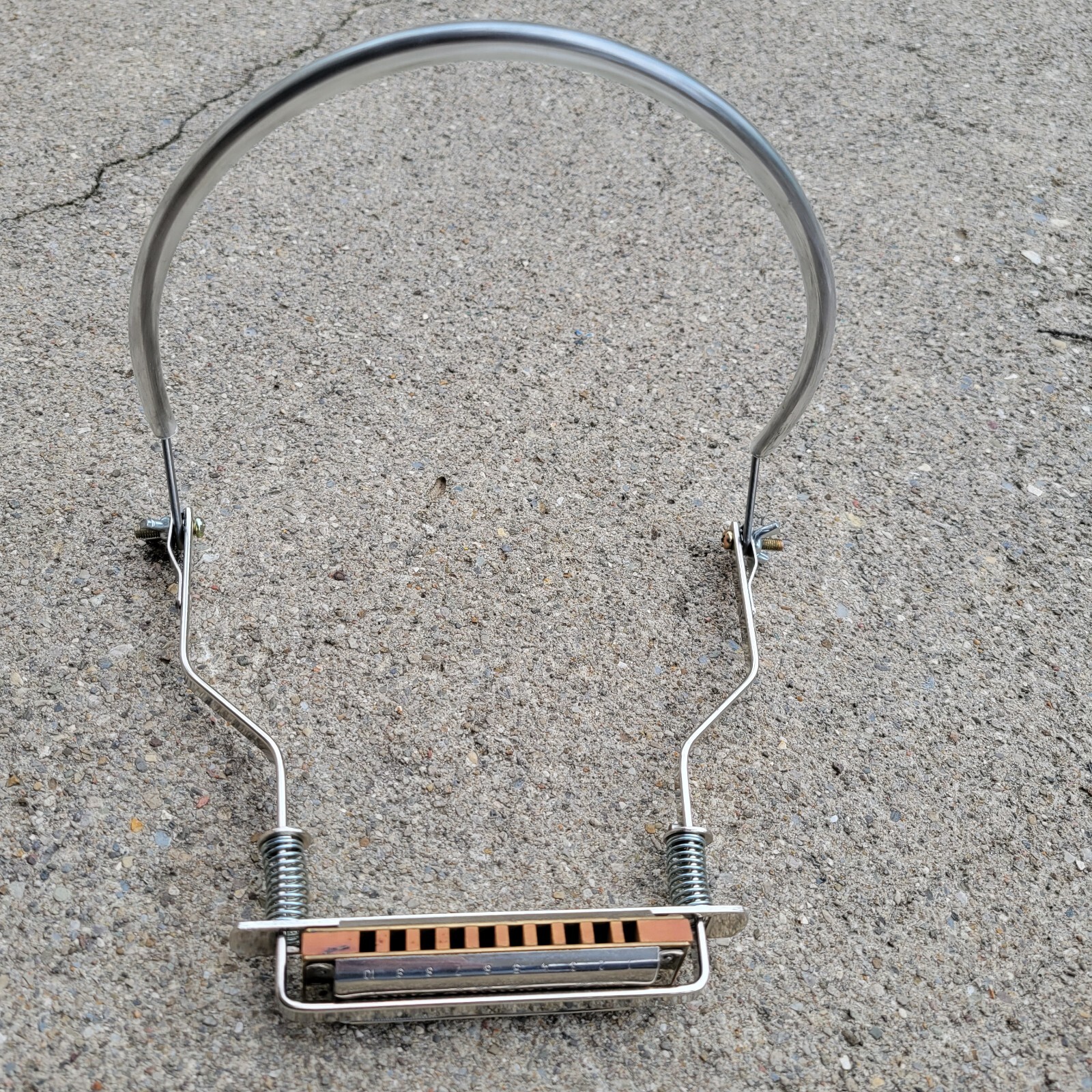 Hohner Classic Harp Holder HH01 10 Hole Harmonica Holder Rubberized