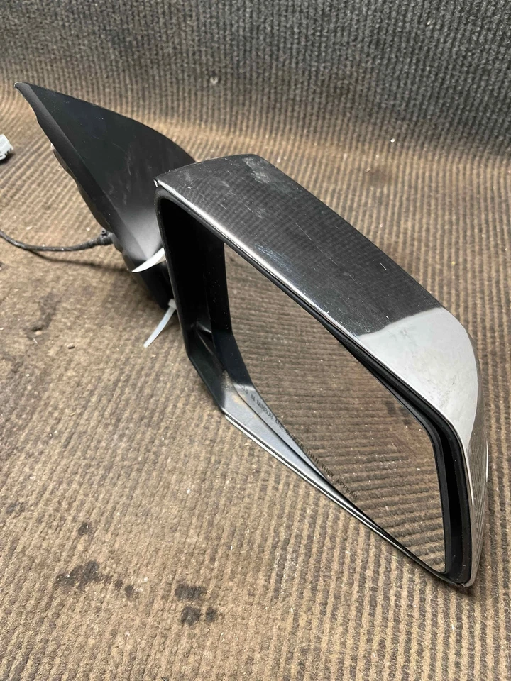 Fits 2009-2014 GMC Acadia Silver Right Door Mirror OEM:22791625 Foto 2 de 4