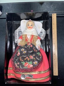 Vintage Souvenir D’ Italy Doll In Box-Verona