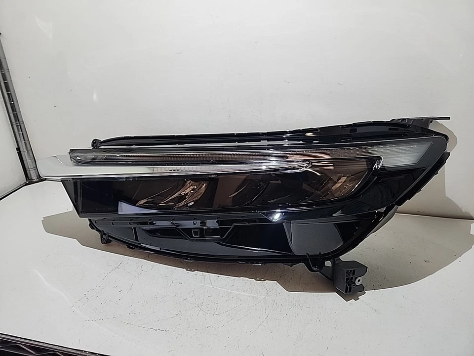 MINT! 2023 2024 2025 Honda CR-V Driver Left LH Chrome Trim LED Headlight OEM - Image 2 of 4
