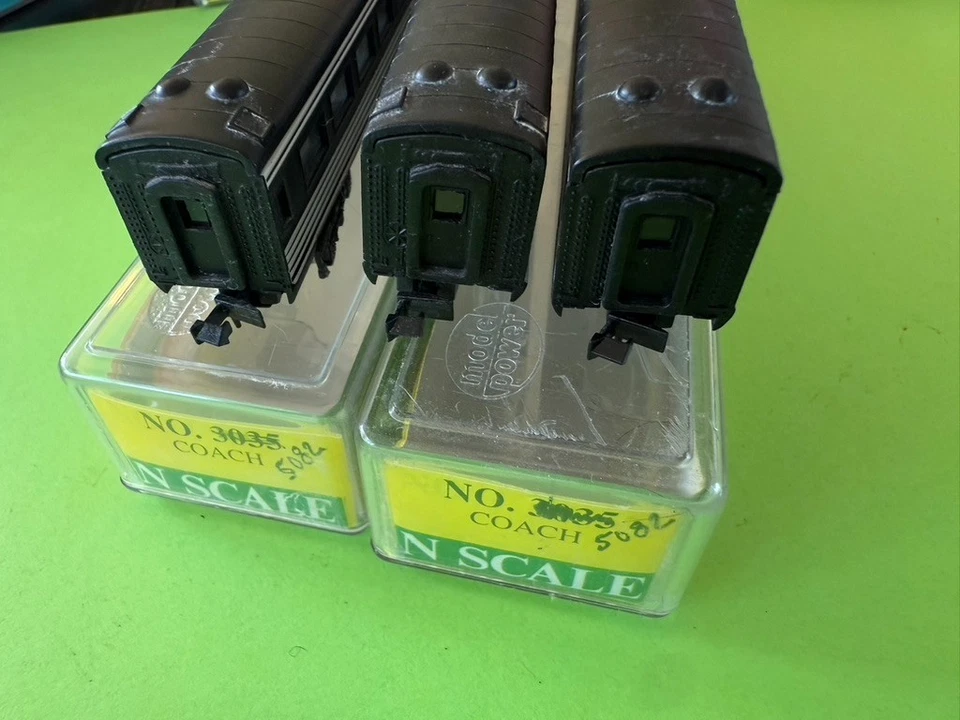 Model power streamliner cars CN 5082 N scale - Image 4 of 4