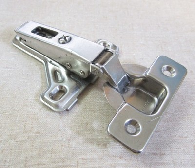 NEW Salice 2P6 Cabinet Hinge w/ A8 Mounting Base Plate, Self Closing, Clip-On