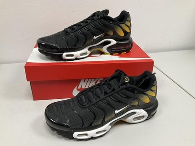Nike - Air Max Plus - DM0032-013 - Black University Gold - Gr. 40 - Neu !!!