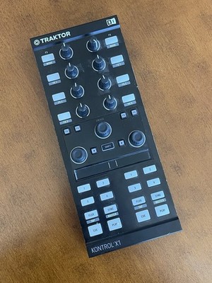 Native Instruments Traktor Kontrol X1 MK2
