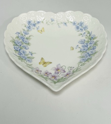 2 Mikasa Thinking of You Heart Shaped Dish Flowers & Butterflies Valentines Love - Picture 3 of 8