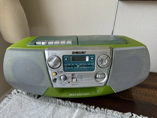 Vintage Sony CFD-V177 Mega Bass Boom Box Transparent Green Rare 90s Works