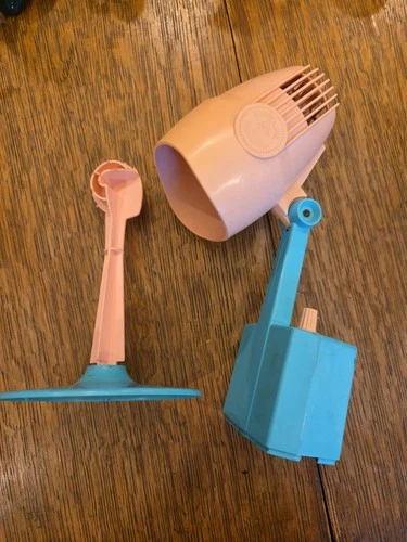 VINTAGE BARBIE 1960’s Color 'n Curl HAIR DRYER!! NICE VINTAGE!