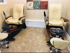 Gulfstream Pipeless Pedicure Chairs  2 with Glass bowls