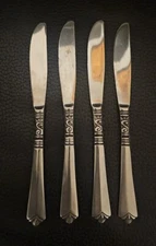 Orleans Silver ORL31 Stainless Korea Lot of 4 Dinner Knives Scroll Fan E Knife