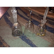 Avon Bell Butterfly & Floral 1990 Vintage Glass Over 24% Full Lead Crystal Bell