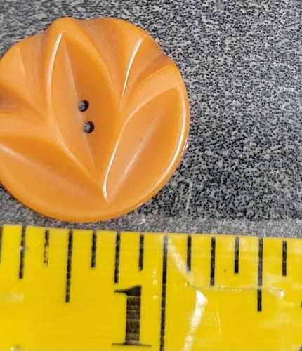 Vintage Carved Bakelite Buttons Set of 6 Art Deco Leaf Design 1 Inch Sewing - Picture 4 of 4