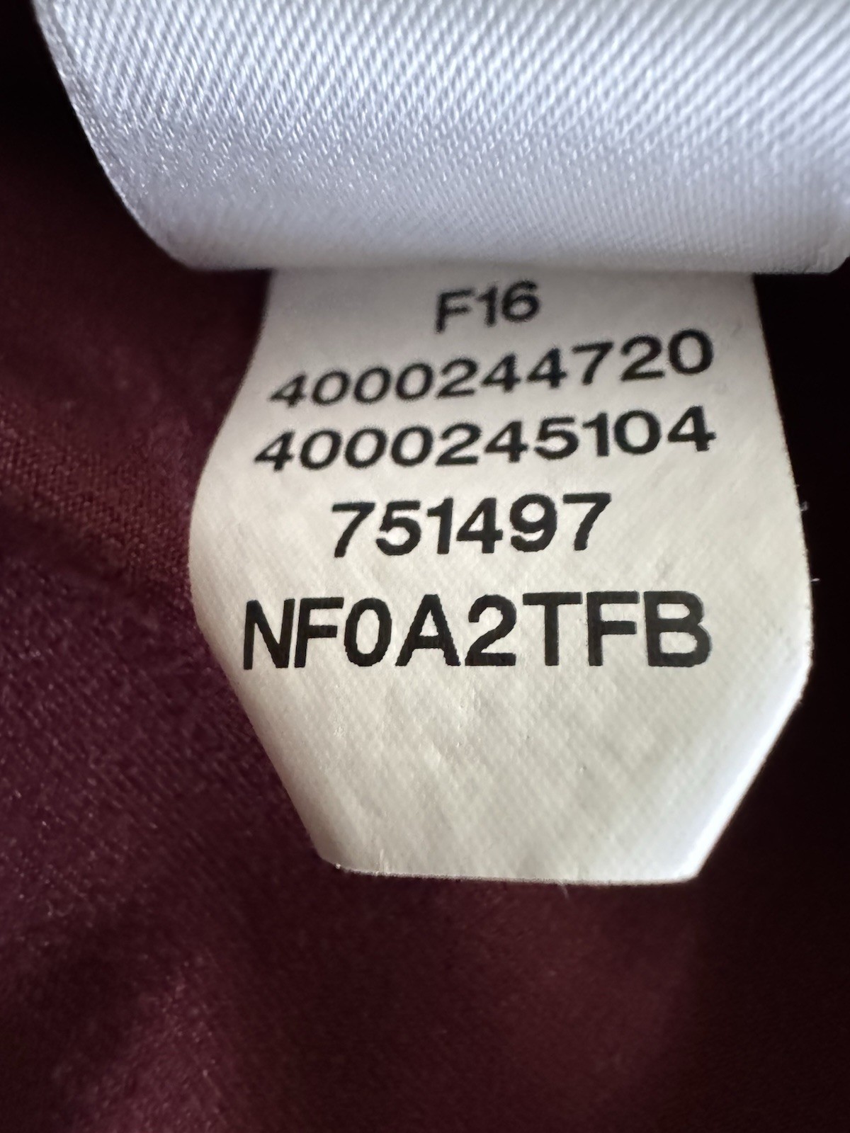 The North Face Base Layer Half Zip Pullover Runni… - image 7