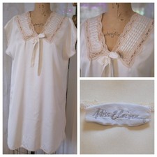 Vintage MISS ELAINE Cream Short Shiny Chemise Babydoll Nightgown Lace M Coquette