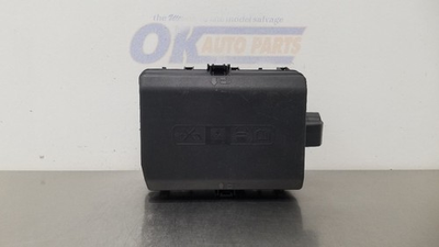 #ad 21 CHEVY SILVERADO 2500 ENGINE FUSE BOX 6.6L GAS 84958053 $95.63