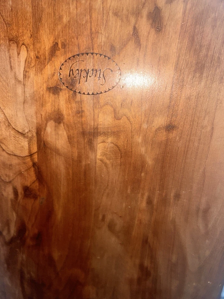 ТОРЦЕВОЙ СТОЛИК С ВИШНЕВОЙ ЛАМПОЙ STICKLEY МОДЕЛЬ QUEEN ANNE 420 LEOPOLD 1959 СЕРЕДИНА ВЕКА - Изображение 3 из 4