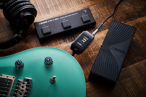 Boss KATANA:GO2 Personal Headphone Guitar Amplifier - Picture 8 of 10