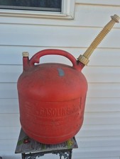 Vintage Eagle 5 Gallon Plastic Vented Gas Can Pre Ban PG-5 w/Cap Spout USA