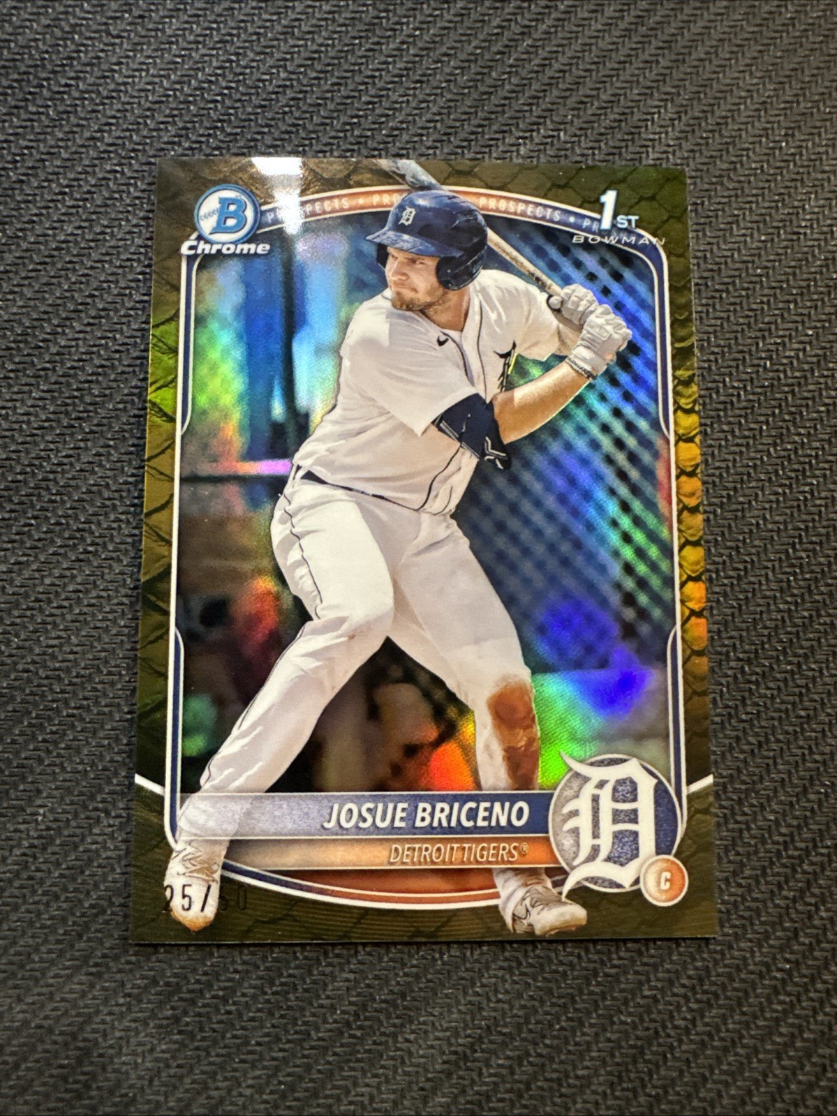 2025 Bowman Josue Briceno #BCP-13 Chrome Prospect Gold Reptilian Refractor 25/50