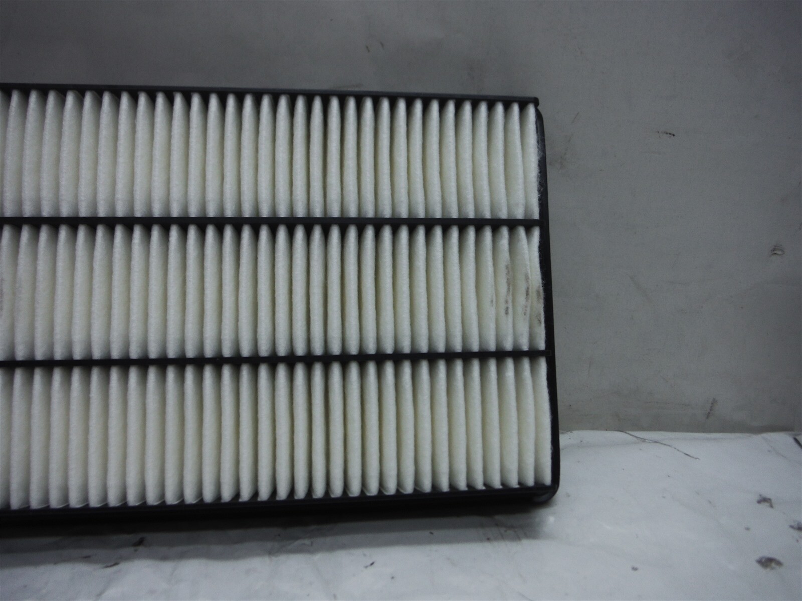 MITSUBISHI ELEMENT AIR CLEANER OEM MZ690198 | eBay
