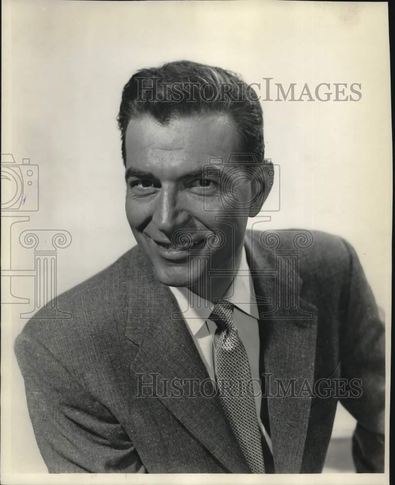1956 Press Photo Actor Stephen McNally Stars in 