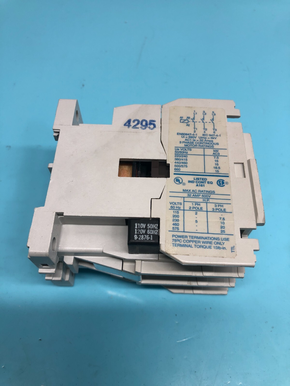Cutler-Hammer CE15FN3Y1 Contactor, Eaton, 3PH, 32A, 166772