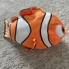 Finding Nemo Disney Store 14" Clown Fish Plush Stuffed Toy Genuine Authentic