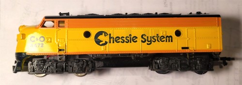 HO Life-Like Chessie EMD F7-A Diesel #4472, Runs Strong, Original Box