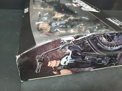 Marvel Legends ~ PUNISHER w/MOTORCYCLE DELUXE ACTION FIGURE SET
