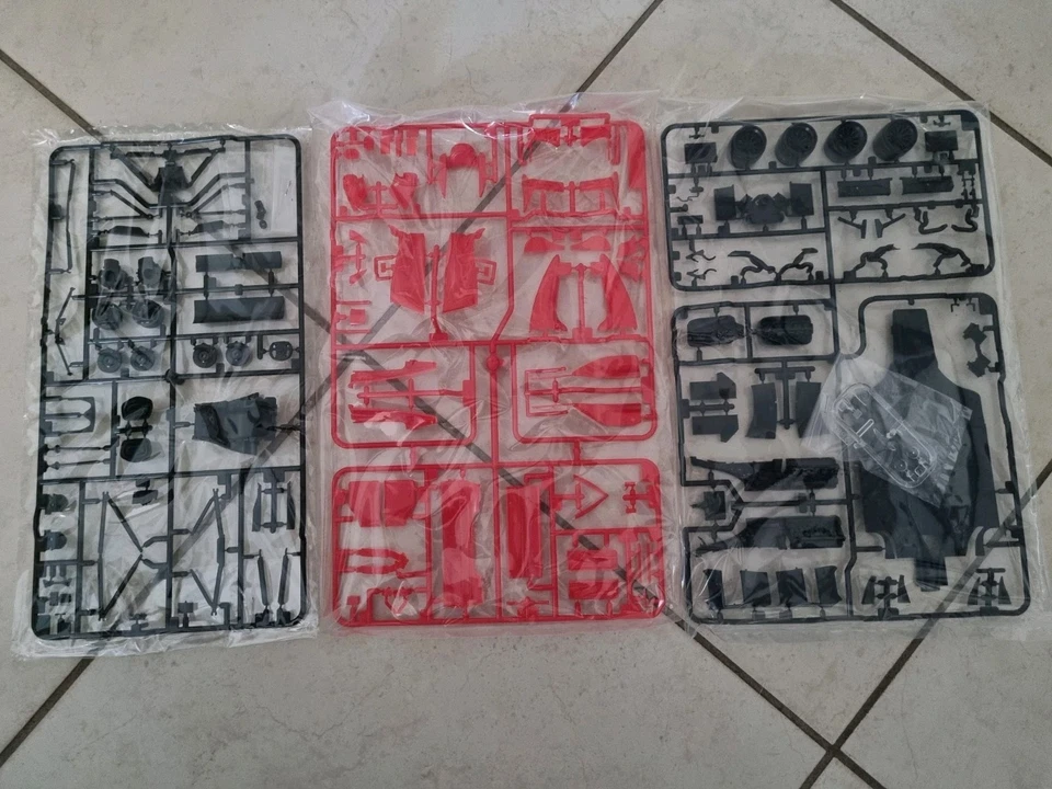 Ferrari F 2001 Tamiya 1/20 - Immagine 2 di 4