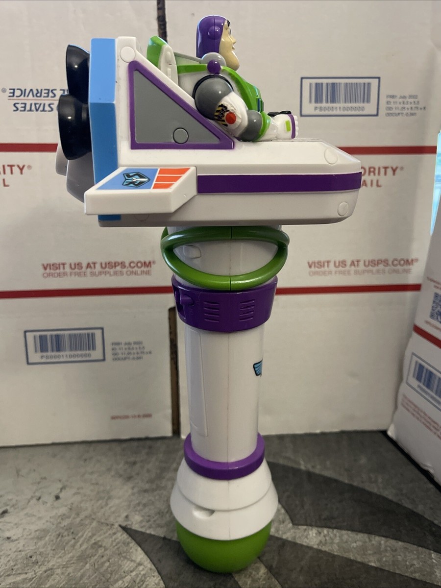 その他 Buzz Lightyear bubbles machine, Hobbies Buzz Lightyear Light-Up Bubble Wand – Toy Story | Disney Store