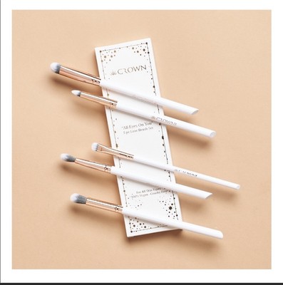CROWN  All Eyes On You 5-Piece Luxe Brush Set. Eyeshadow Makeup Brushes NIB
