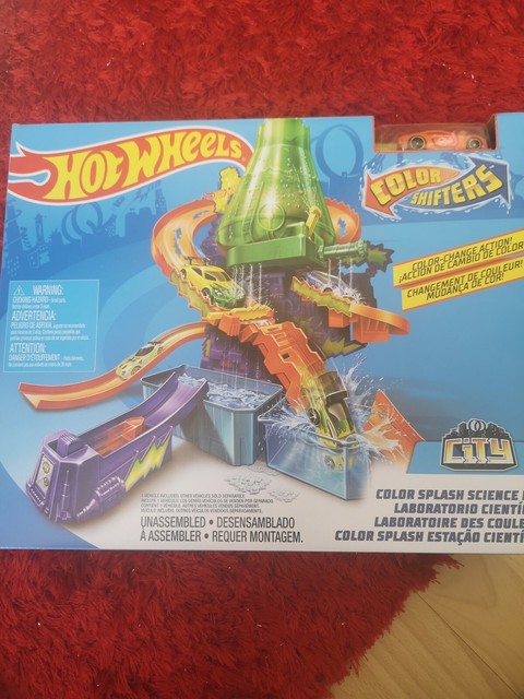 hot wheels colour splash science lab