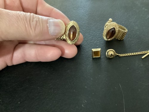 Set of Vintage 70's Gold Tone and Brown Stone Swank Cufflinks w/no mark Tie Tac - Picture 2 of 6