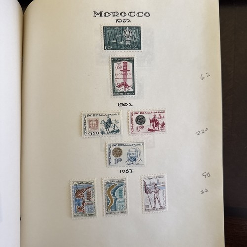Francobolli marocchini libretto di 75 francobolli con cerniera in perfette condizioni anni 1956-1963 - Foto 9 di 10