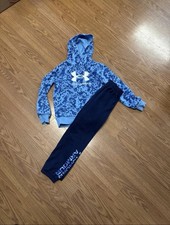 Under armour hoodie and sweatpants Kids size 7