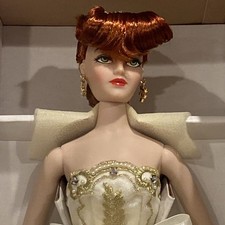 New 2001Ashton Drake Madra / Gene Marshall Doll FIRST ENCOUNTER With Shipper Box