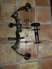 Diamond Razor Edge | Excellent Condition | 30 - 60 lb Draw | 4 arrows