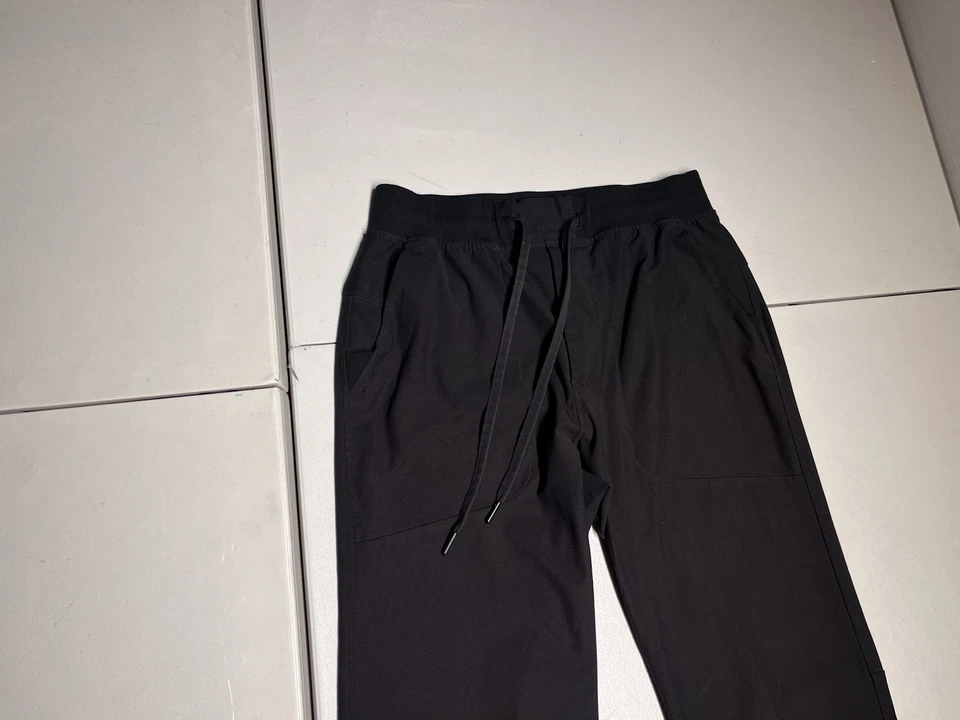 "Pantalones Lululemon para hombre medianos negros ABC cordón jogger 30"" entrepierna color descolorido" Foto 2 de 4