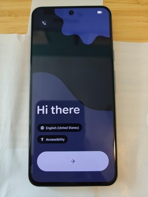 Google Pixel 8 unlocked 128 gb Good Condition, Brand new screen