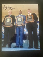 Pat Gillick signed 8x10 photo Hall of Fame Philadelphia Phillies Autographed