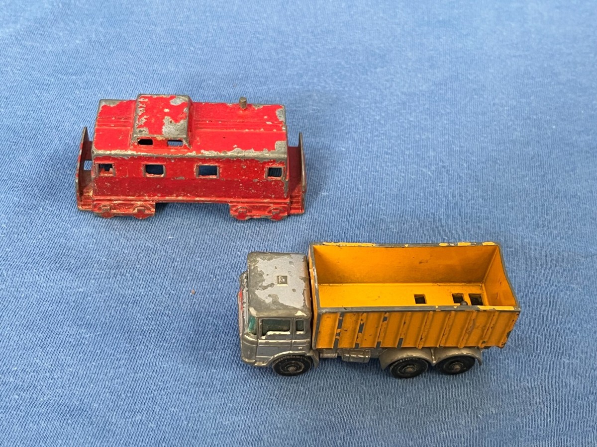 Vintage Matchbox #47 Container Truck Diecast Toy Lot of 2 Midgetoy