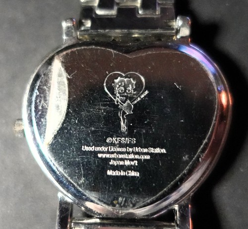 Orologio Betty Boop Donna A Forma di Cuore VINTAGE 1989 Nuovo di Stato!!! Vedi tutte le foto! - Foto 4 di 12